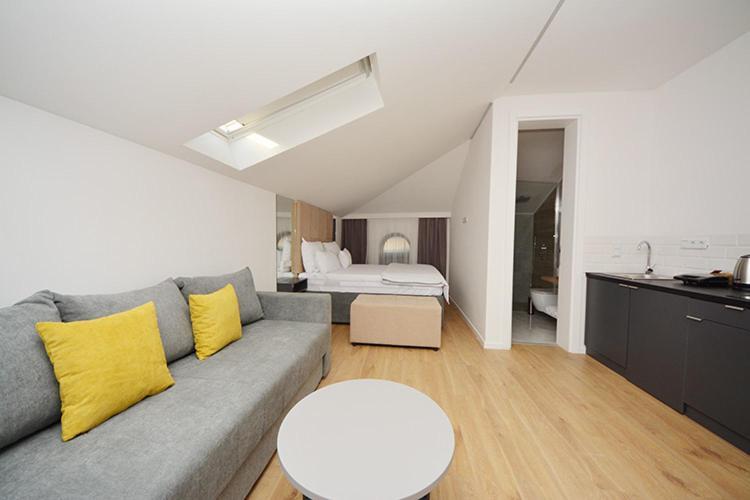 Miss Saray Apartment ซาราเยโว ภายนอก รูปภาพ