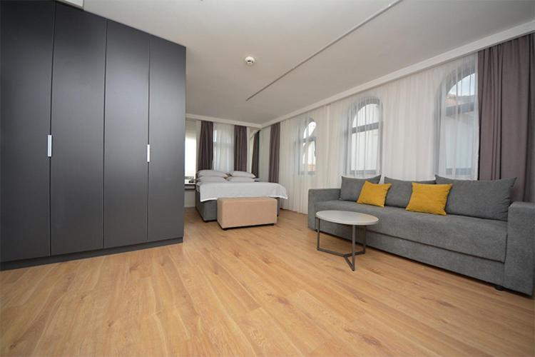 Miss Saray Apartment ซาราเยโว ภายนอก รูปภาพ