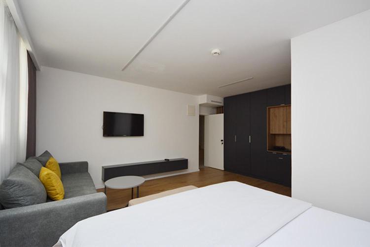 Miss Saray Apartment ซาราเยโว ภายนอก รูปภาพ