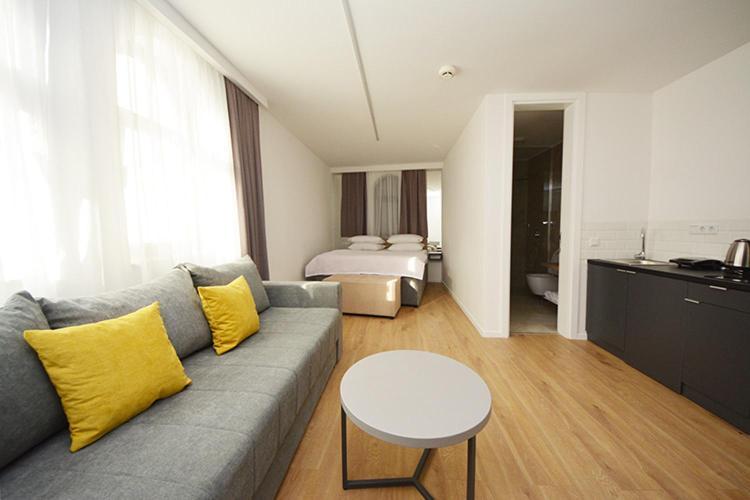 Miss Saray Apartment ซาราเยโว ภายนอก รูปภาพ