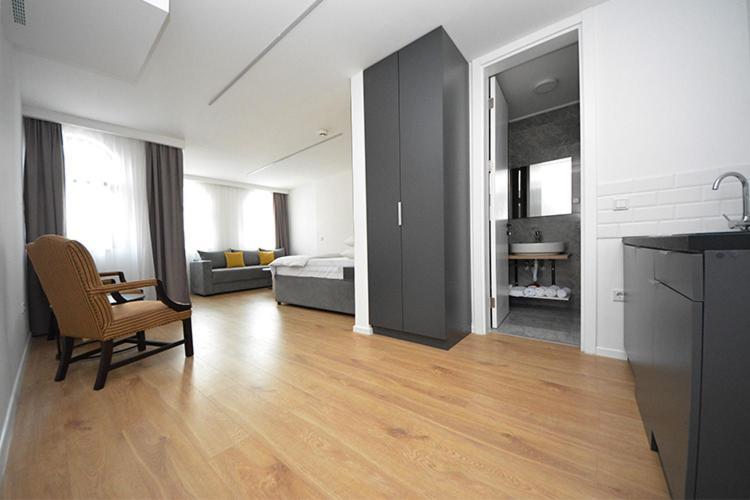 Miss Saray Apartment ซาราเยโว ภายนอก รูปภาพ
