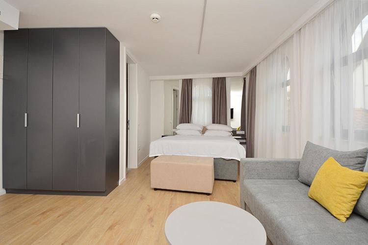 Miss Saray Apartment ซาราเยโว ภายนอก รูปภาพ