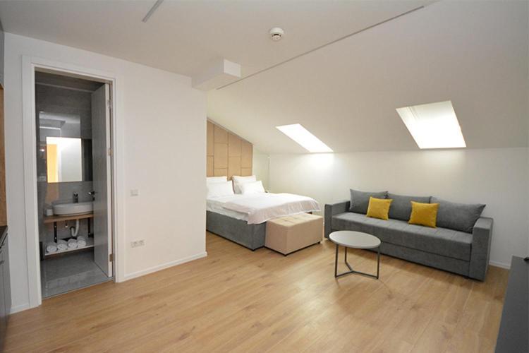 Miss Saray Apartment ซาราเยโว ภายนอก รูปภาพ